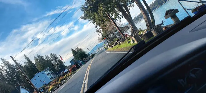 Snug Harbor Mobile Home Park Picture 4