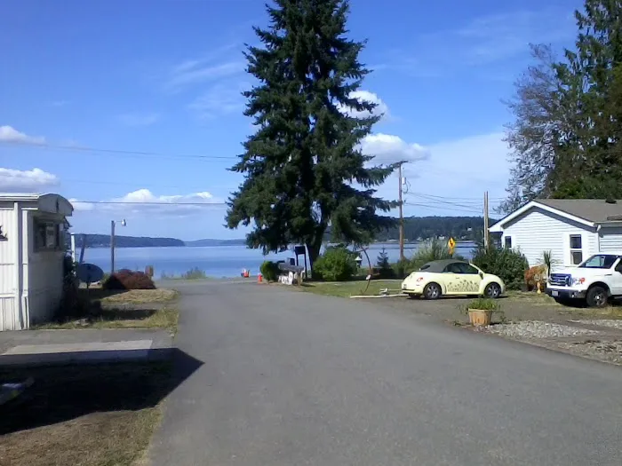 Snug Harbor Mobile Home Park Picture 1