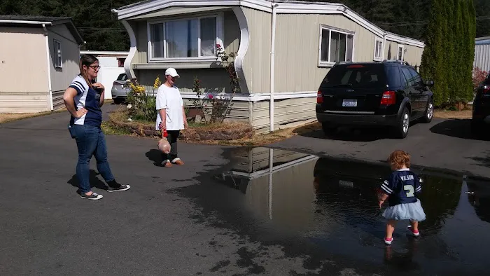 Mt Si Mobile Home Park Picture 3