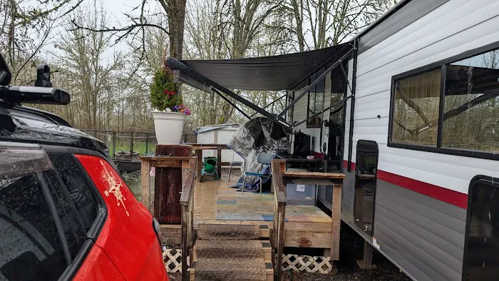 Eagle Valley RV Park Picture 2