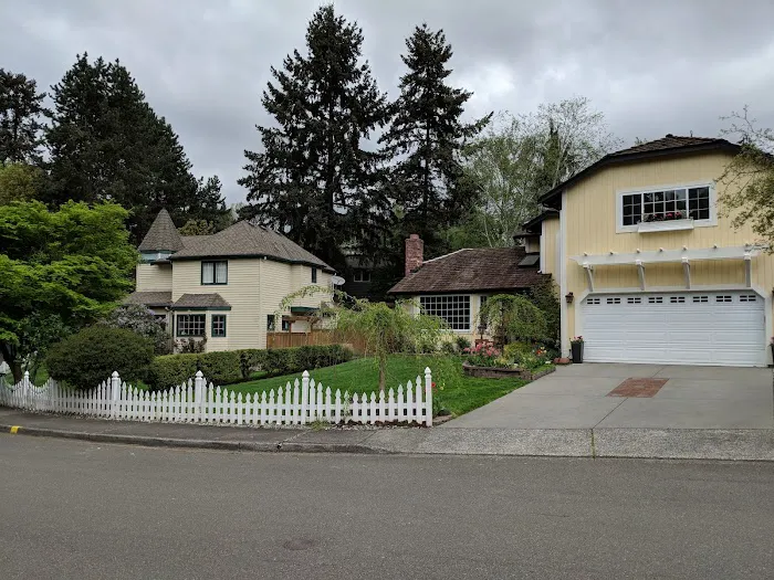 Riverside Mobile Estates Picture 7