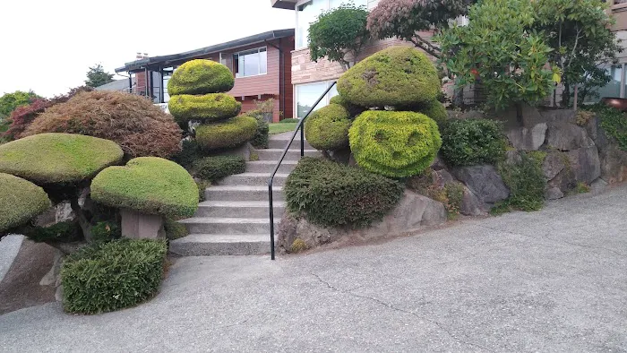 Kenmore Village Picture 2