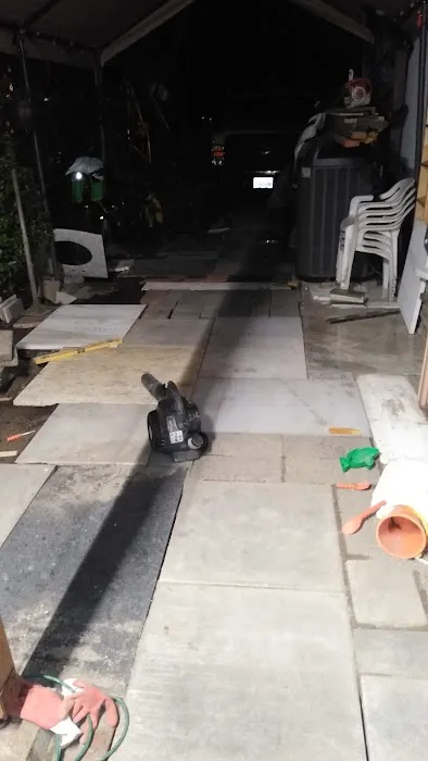 Kenmore Village Picture 3