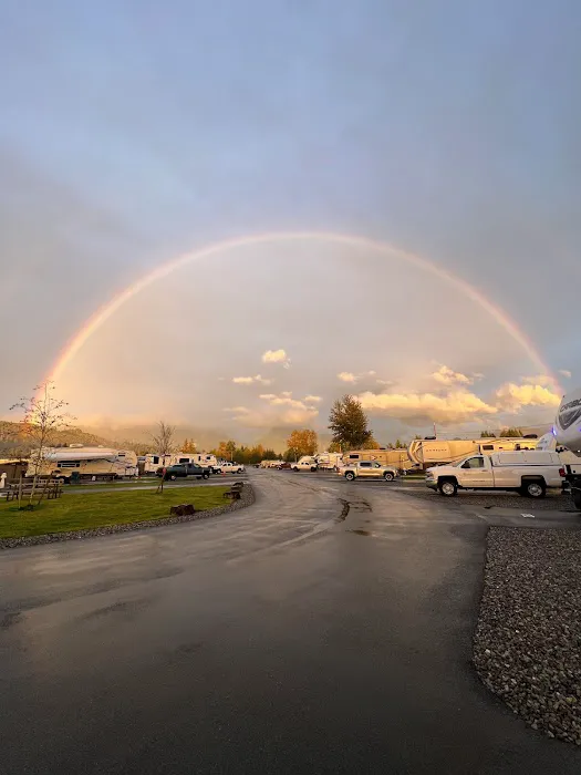 Cascades RV Resort Picture 8