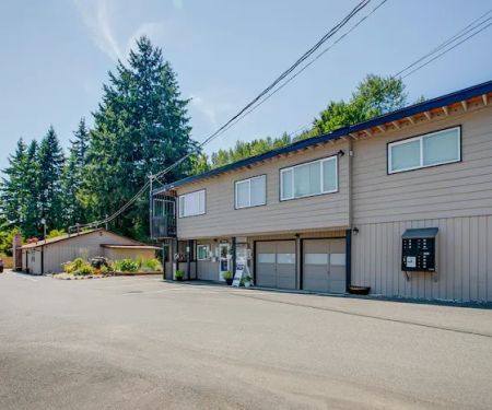 Country Club Estates