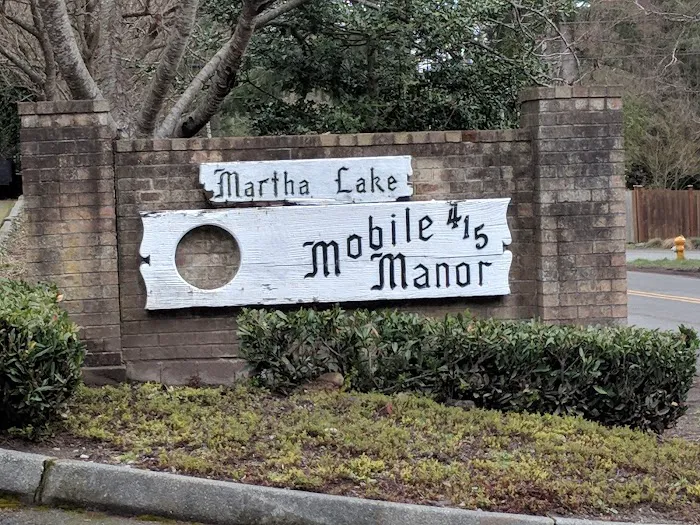 Martha Lake Mobile Manor Picture 10