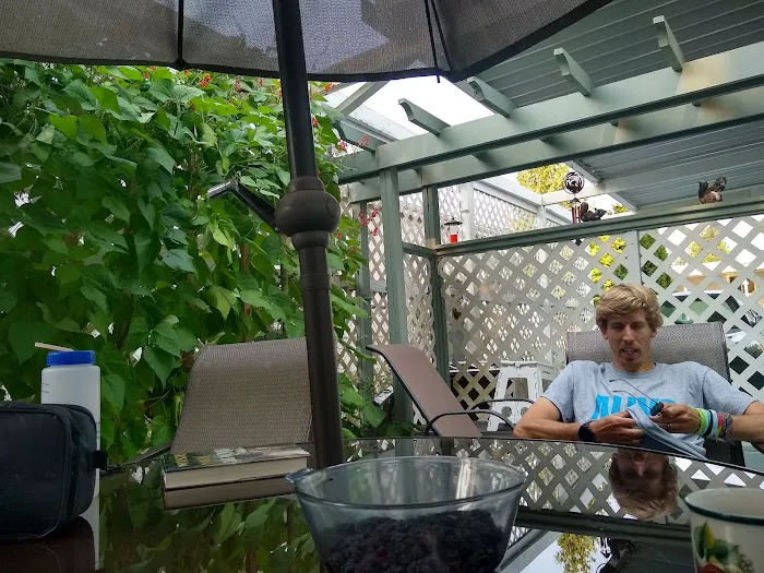 Cardinal Estates Picture 1