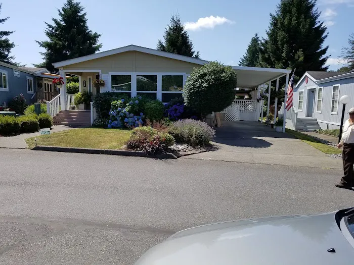 Cardinal Estates Picture 7