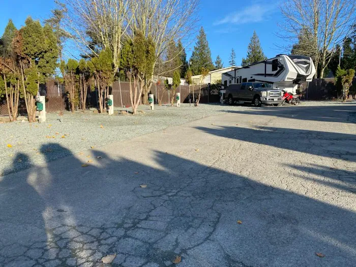 Liberty Lane RV Park Picture 7