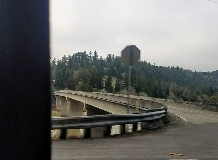 Pinewood Mobile Home Park Picture 6