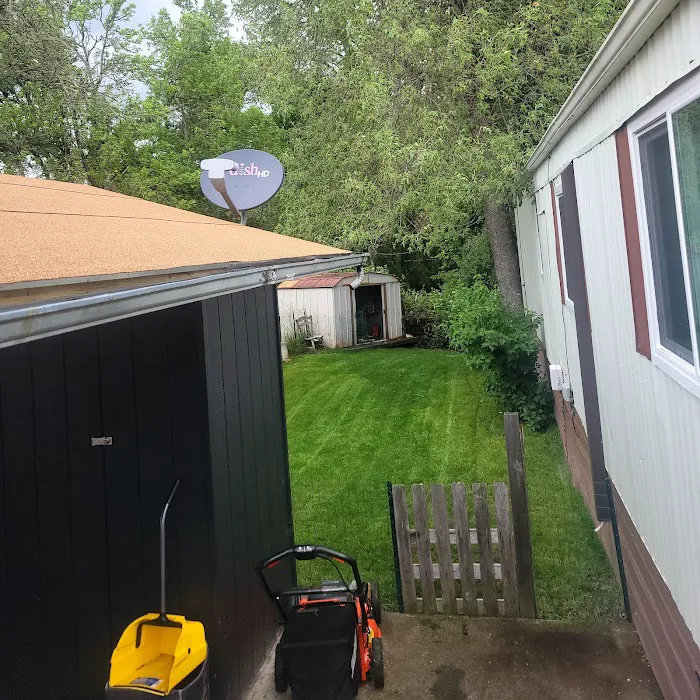 Neptune Mobile Park Picture 4