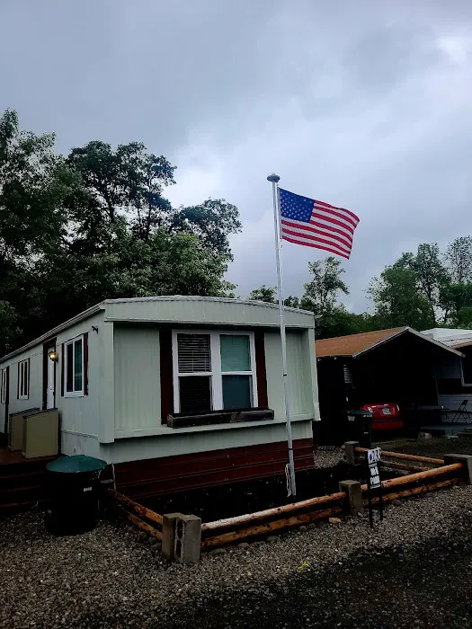 Neptune Mobile Park Picture 2