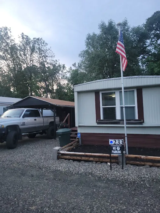 Neptune Mobile Park Picture 3