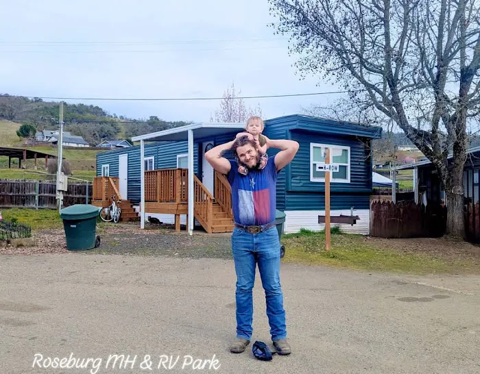 Roseburg Mobile Home & RV Park Picture 1
