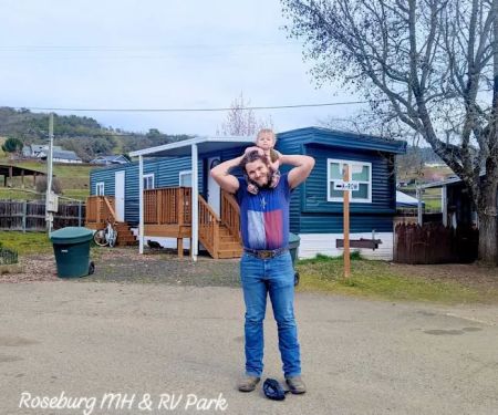 Roseburg Mobile Home & RV Park