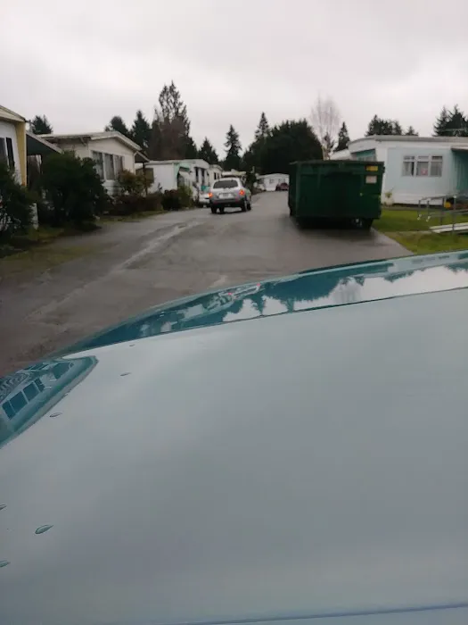 Halcyon Mobile Home Park Picture 4