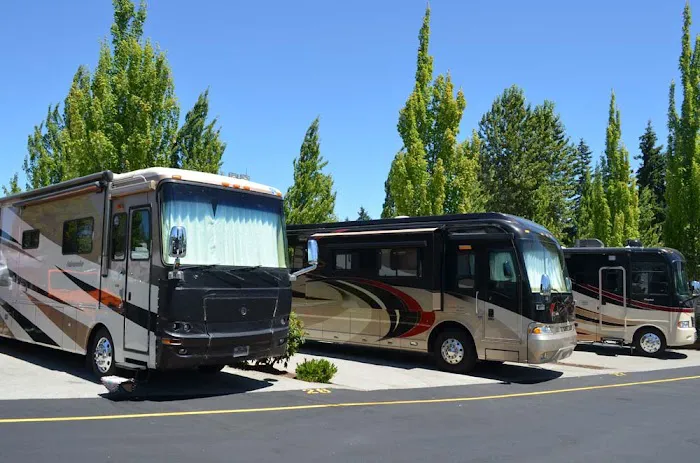 Maple Grove RV Resort Picture 1