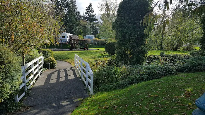 Lakeside RV Park Picture 6