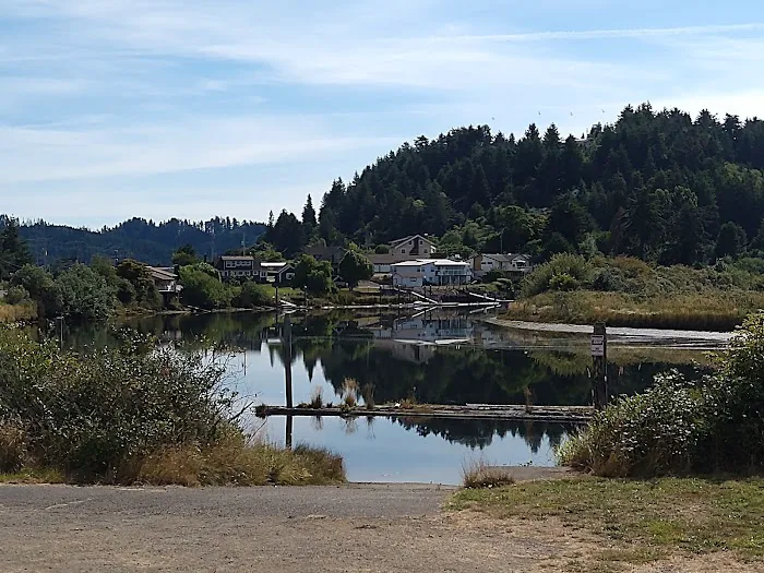 Coho RV & Marina Picture 4