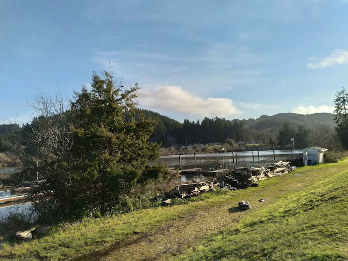 Coho RV & Marina Picture 8