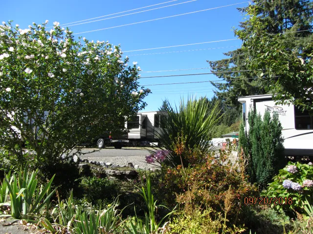 Highland Mobile Home & RV Park Picture 7