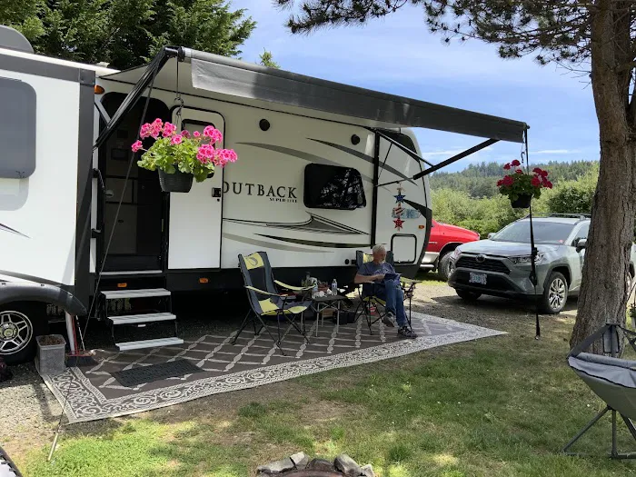 North Lake RV Resort & Marina Picture 5