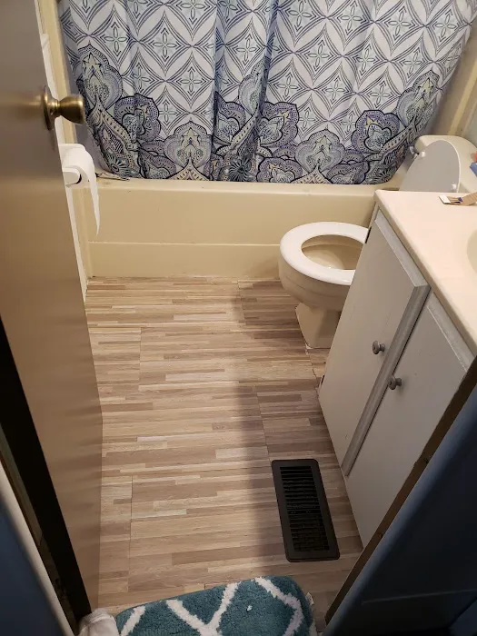 Lakeside Mobile Home & RV Community Picture 1