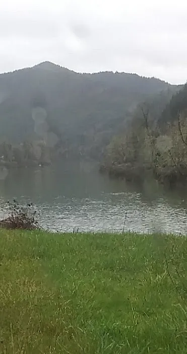 Eel Creek RV Park Picture 3