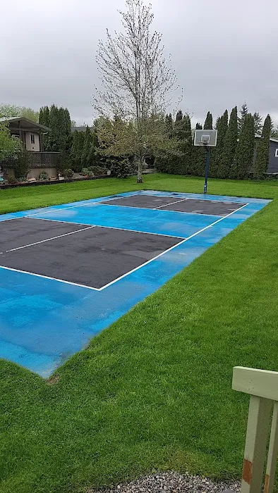 Emerald Hills Estates Picture 1