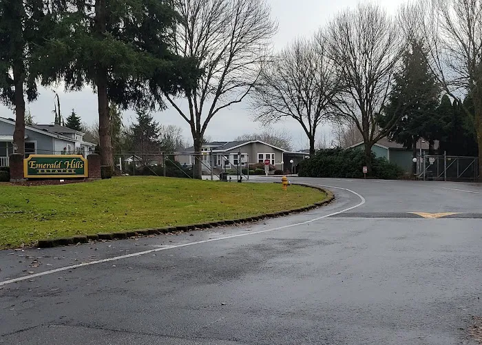 Emerald Hills Estates Picture 6