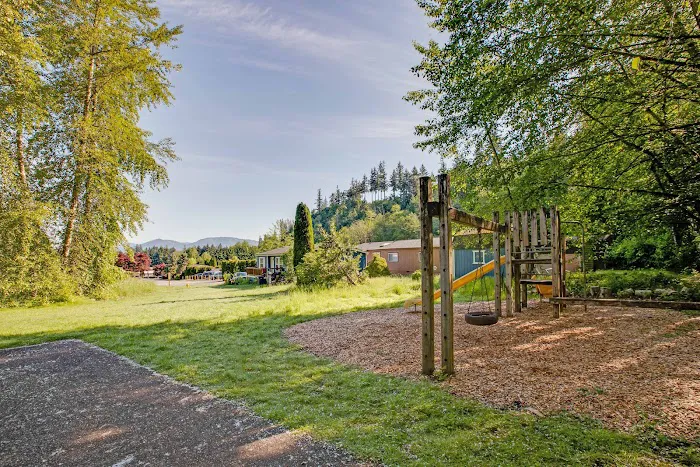 Portage Green Picture 5