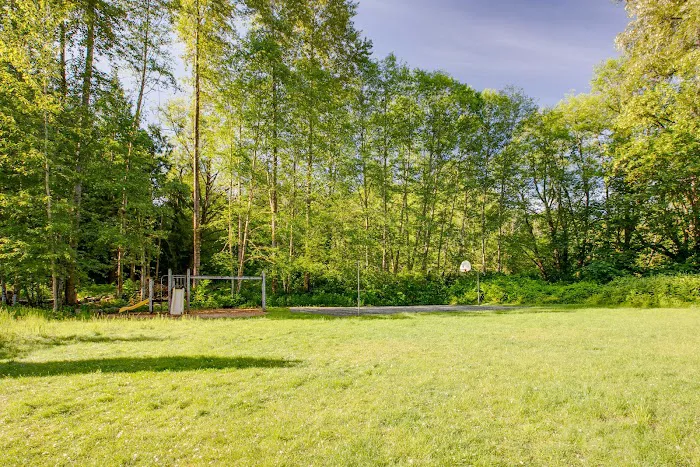 Portage Green Picture 2