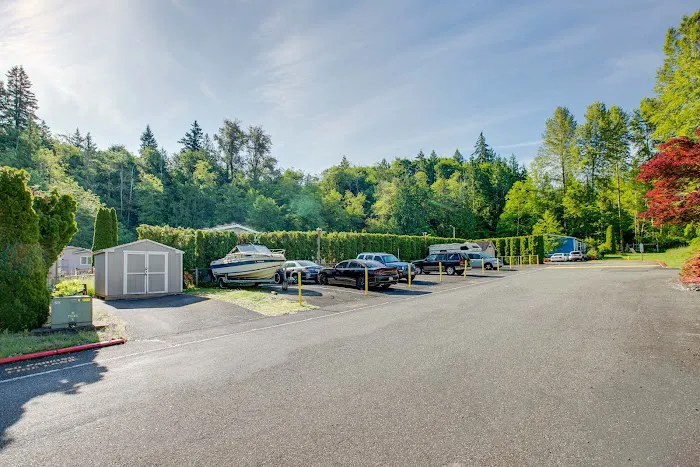 Portage Green Picture 4