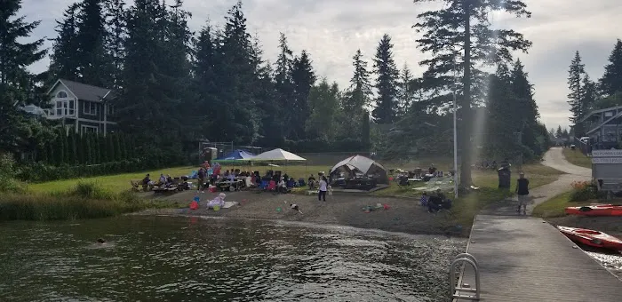 Lake Goodwin Resort Picture 2