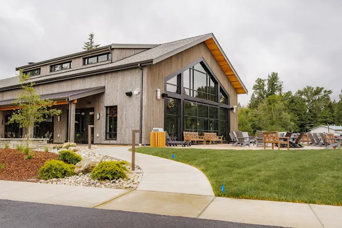 Angel of the Winds RV Resort Picture 2