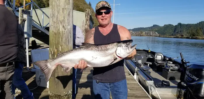 Siuslaw Marina & River RV Park Picture 6