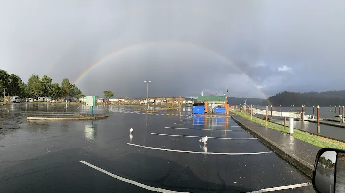 Siuslaw Marina & River RV Park Picture 4