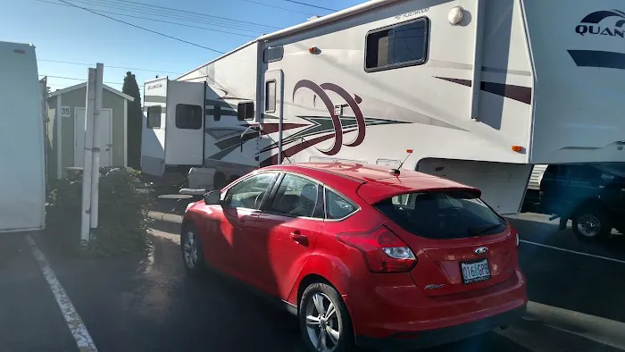 Wayside RV Park Picture 3