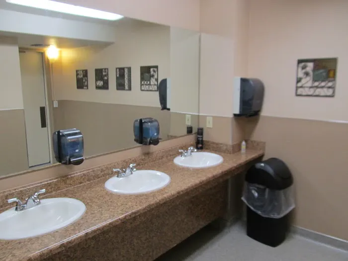 Pacific Pines RV Park & Storage Picture 5