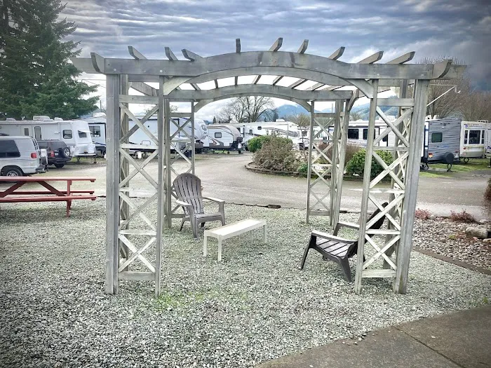 Tri City RV Park Picture 9