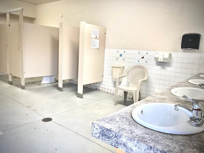 Tri City RV Park Picture 3