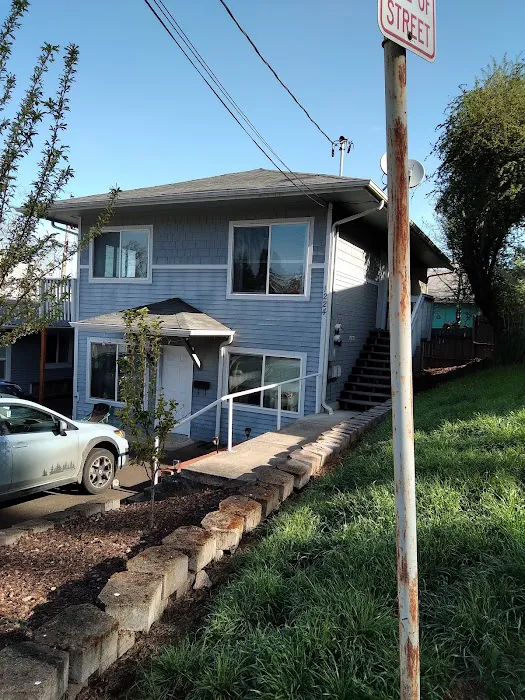 Surprise Valley RV Park Picture 7