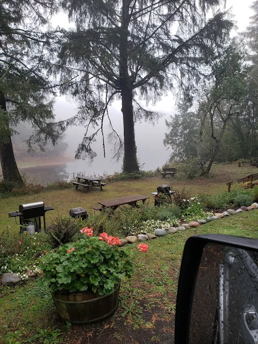 Buck Lake Mobile Home & RV Park Picture 9