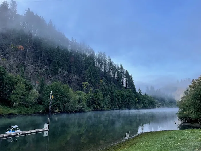 Maple Lane RV Park and Marina Picture 1