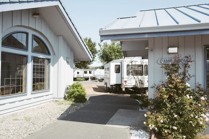 Lucky Loggers RV Park Picture 10