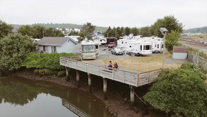 Lucky Loggers RV Park Picture 2