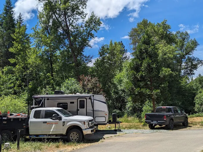 Creekside RV park Picture 3