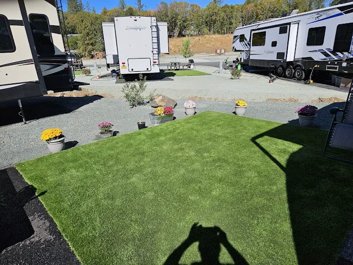 Legacy RV Resort Picture 6