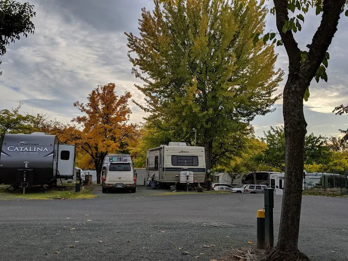 Rogue Valley Overnighter RV Picture 10