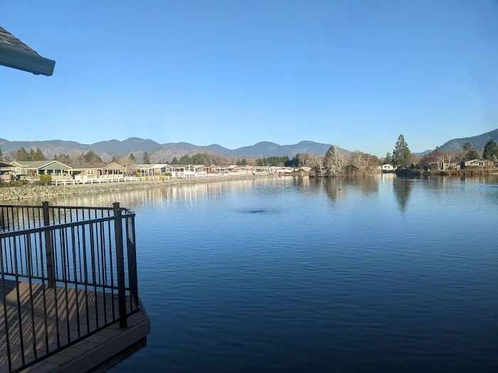 Westlake Village Picture 4